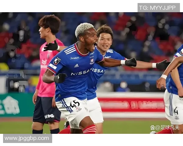 新泻天鹅与横滨的激烈对决揭示了日本足球的魅力与竞争力